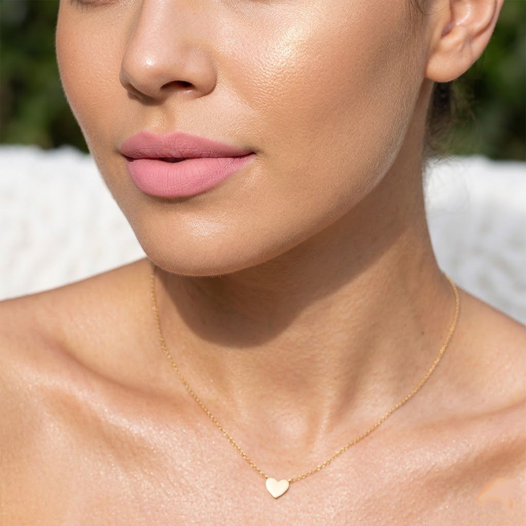 Iluminador dorado y labial rosa pastel Bell&eacute; Gr&acirc;ce combo glow natural aplicaci&oacute;n Click & Go